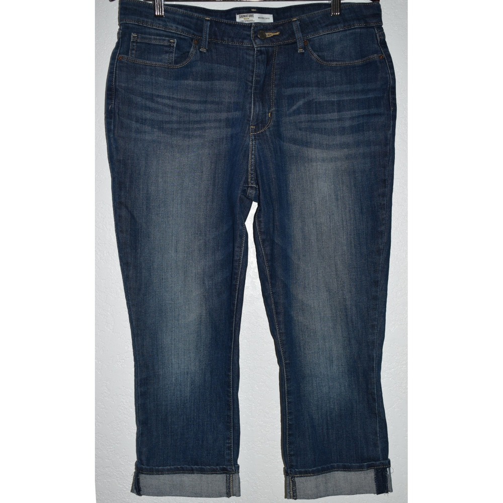 Signature by Levi Strauss Gold Label Mid-Rise Capri Jeans Dark Wash Size 12 Crop